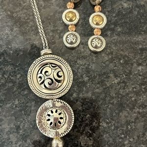 22 inch Brighton necklace matching post earrings